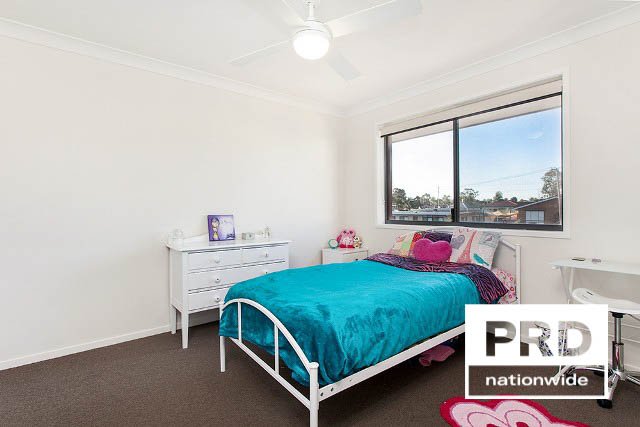 1/42A Farley Street CASINO 7