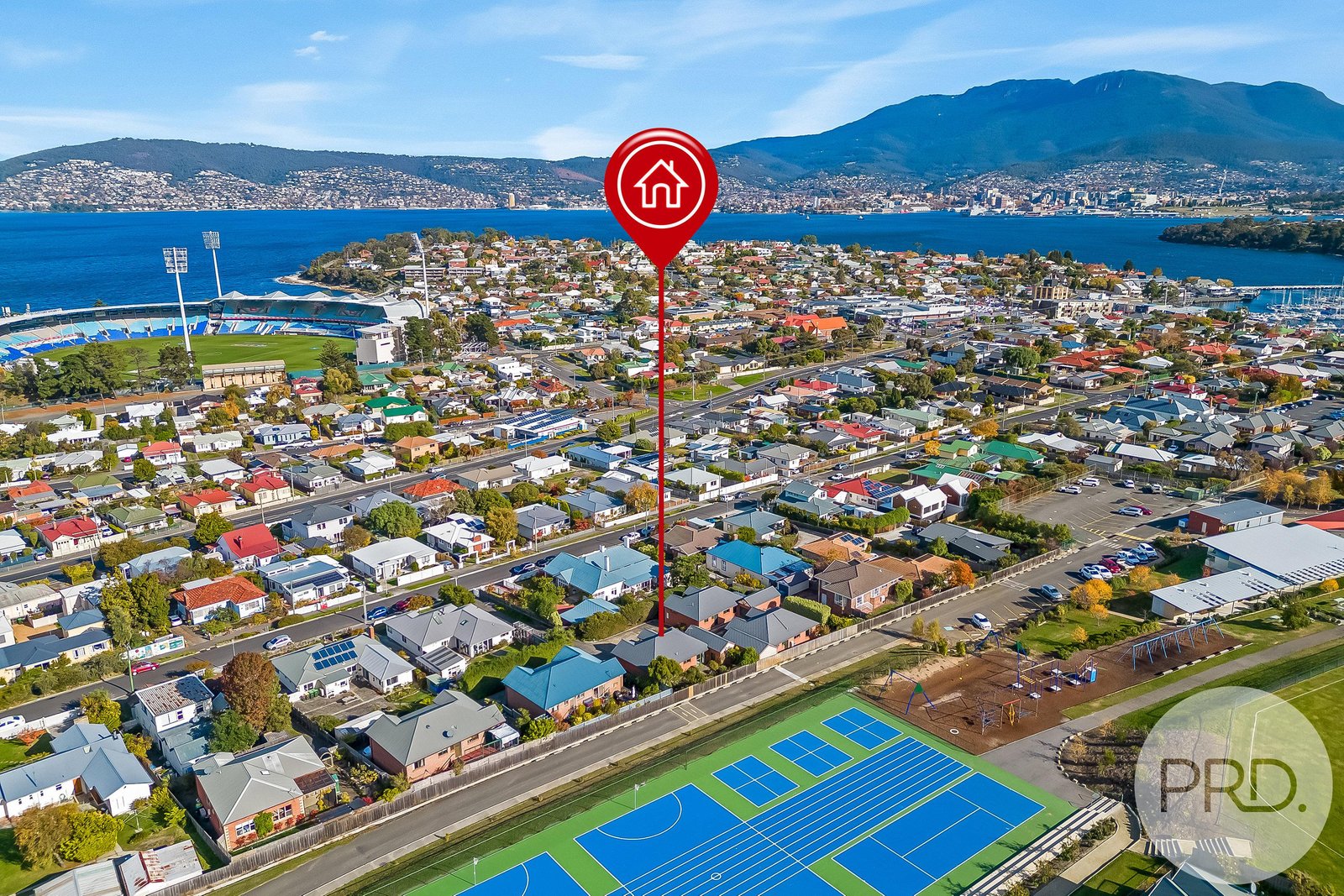 1/42A York Street BELLERIVE 2