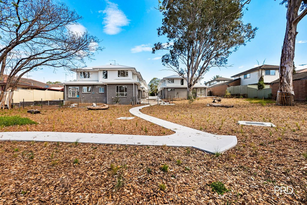 143-145 Stafford Street PENRITH 3