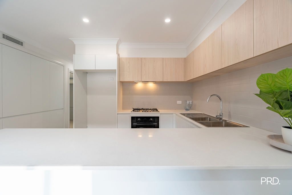143-145 Stafford Street PENRITH 20