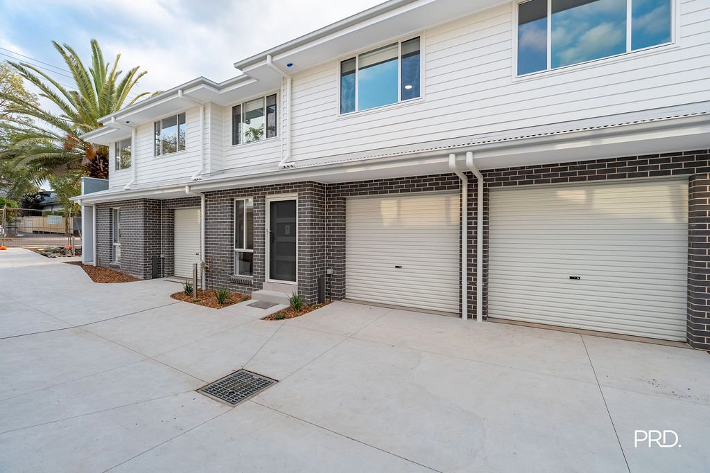 143-145 Stafford Street PENRITH 24