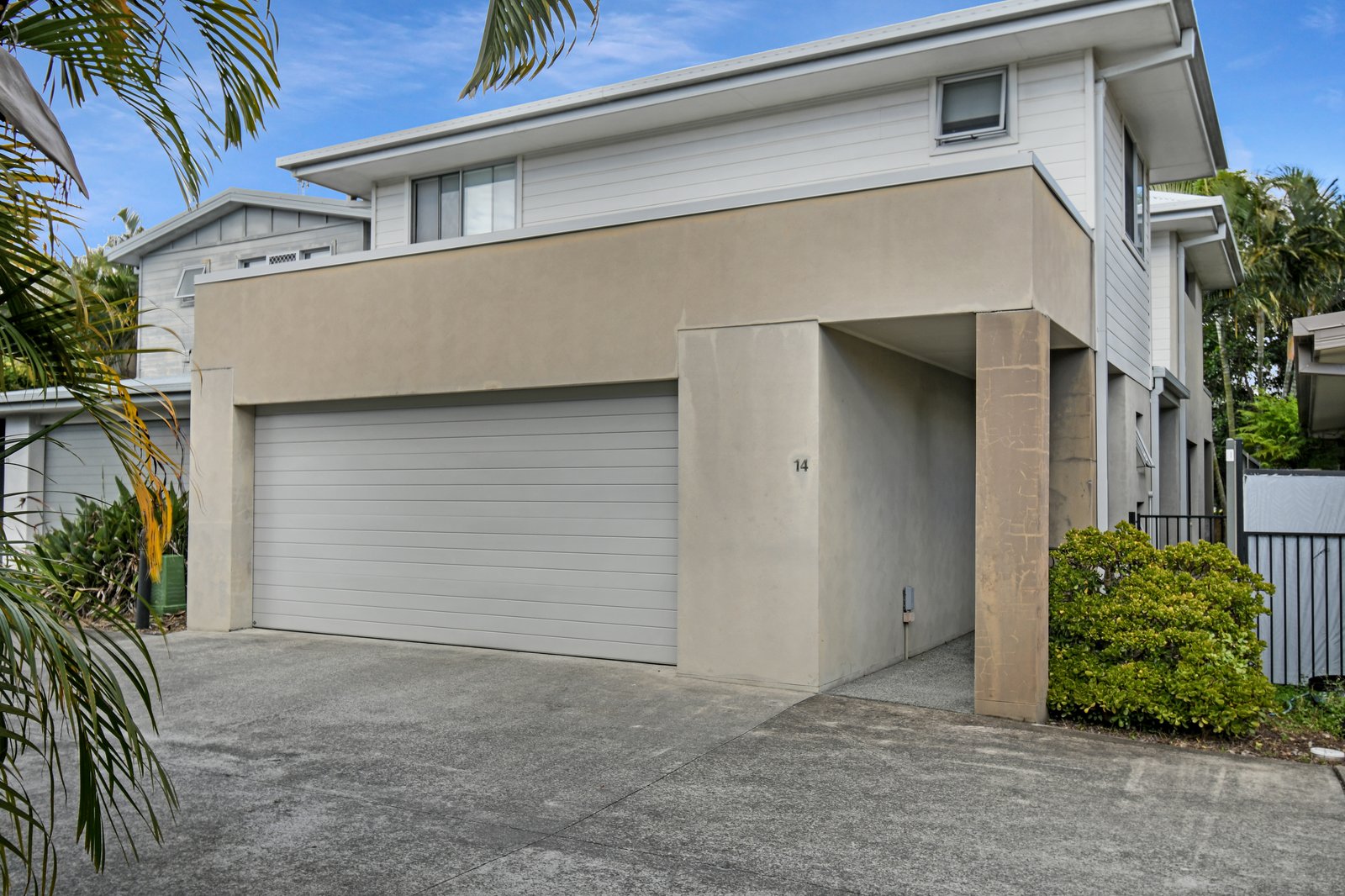 14/3-15 Lennox Circuit POTTSVILLE 1