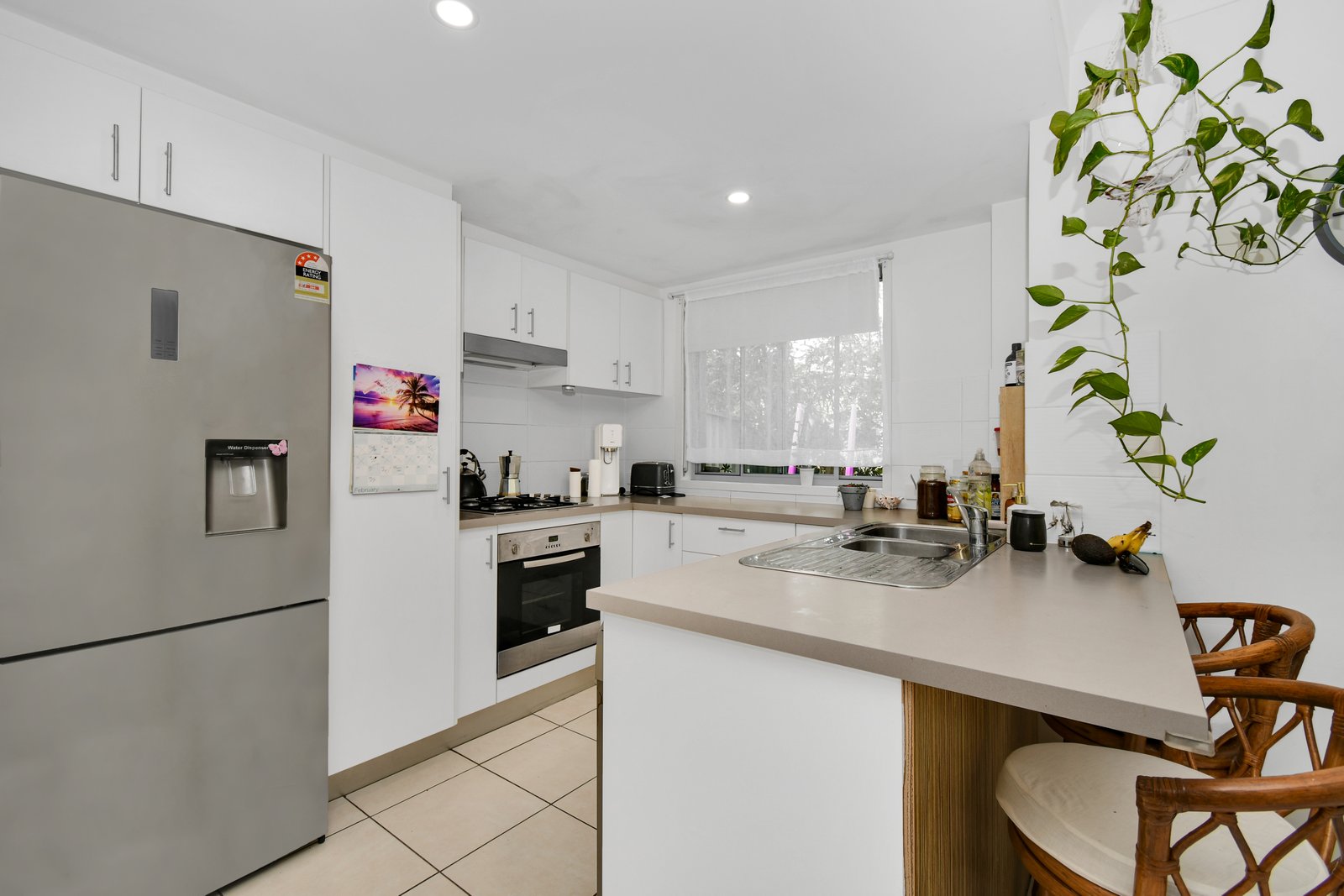 14/3-15 Lennox Circuit POTTSVILLE 4