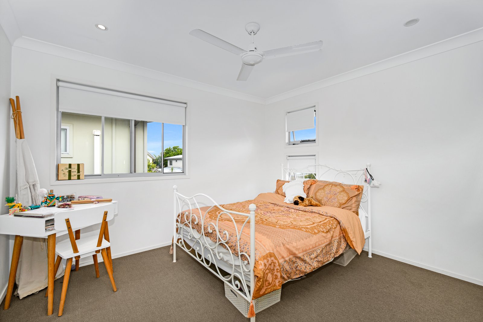 14/3-15 Lennox Circuit POTTSVILLE 6