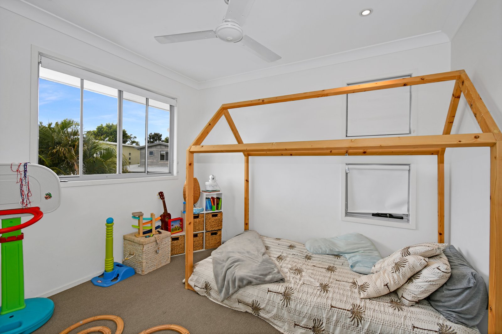 14/3-15 Lennox Circuit POTTSVILLE 7