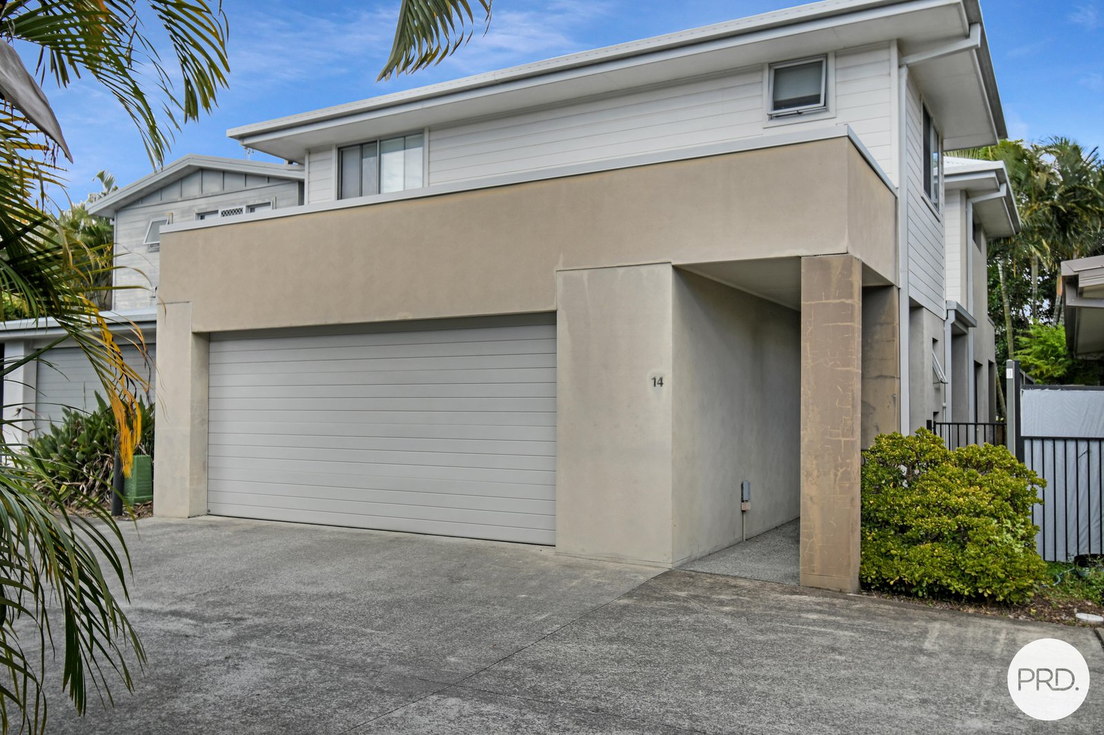 14/3-15 Lennox Circuit POTTSVILLE 1