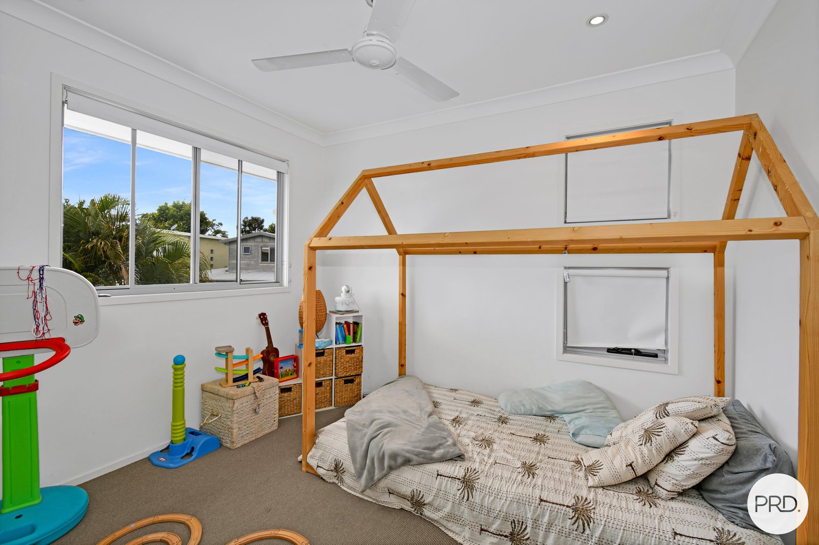 14/3-15 Lennox Circuit POTTSVILLE 7