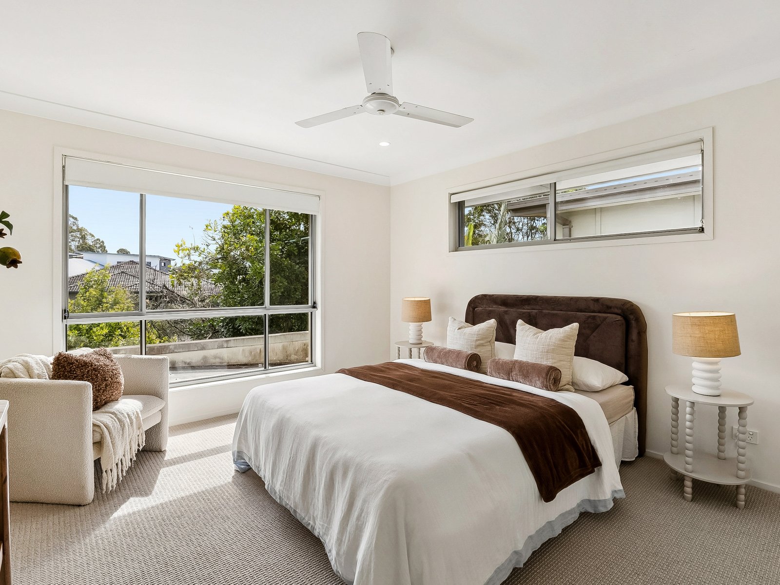 14/3-15 Lennox Circuit POTTSVILLE 3