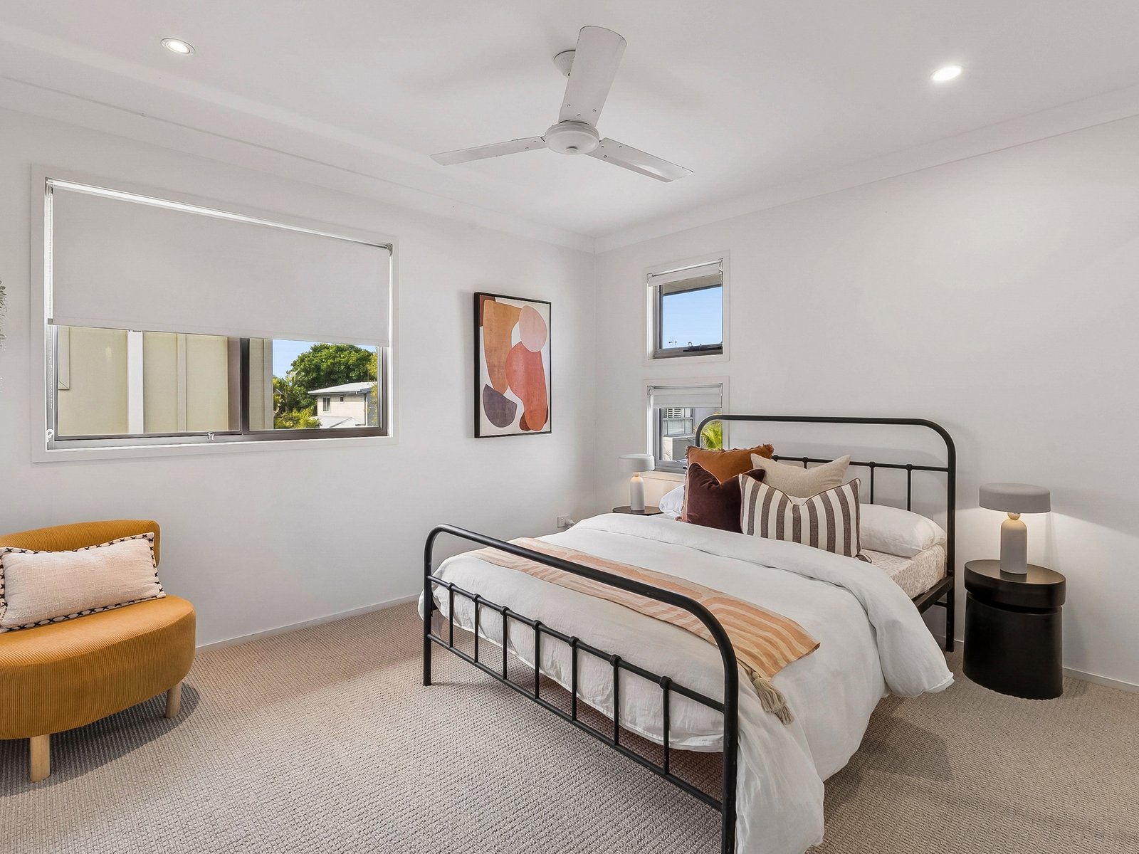 14/3-15 Lennox Circuit POTTSVILLE 12
