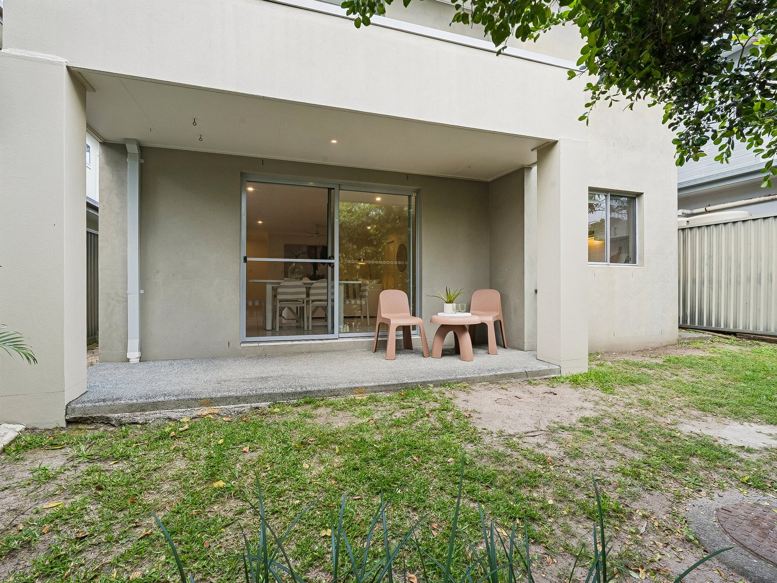 14/3-15 Lennox Circuit POTTSVILLE 17