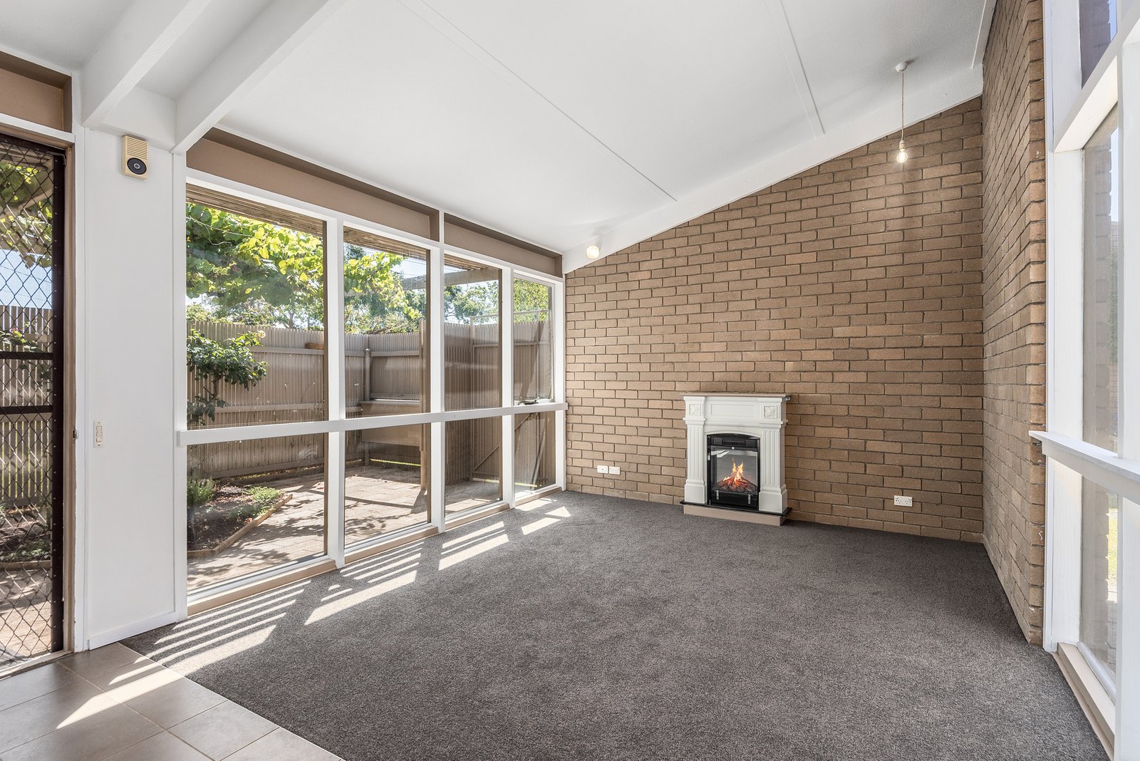 Gallery: 1/43-45 Sydenham Avenue