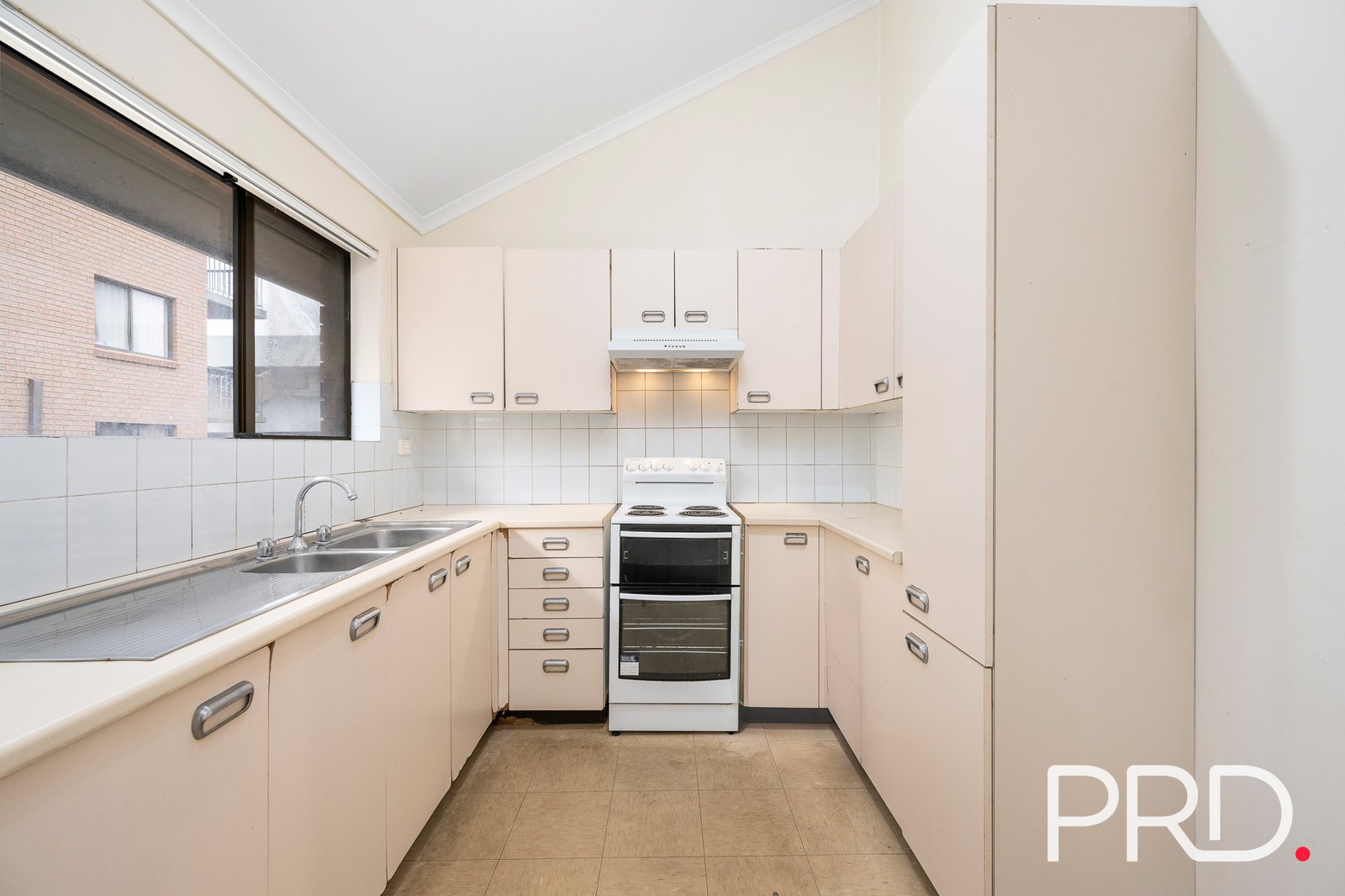 14/3-5 Atkinson Street LIVERPOOL 3