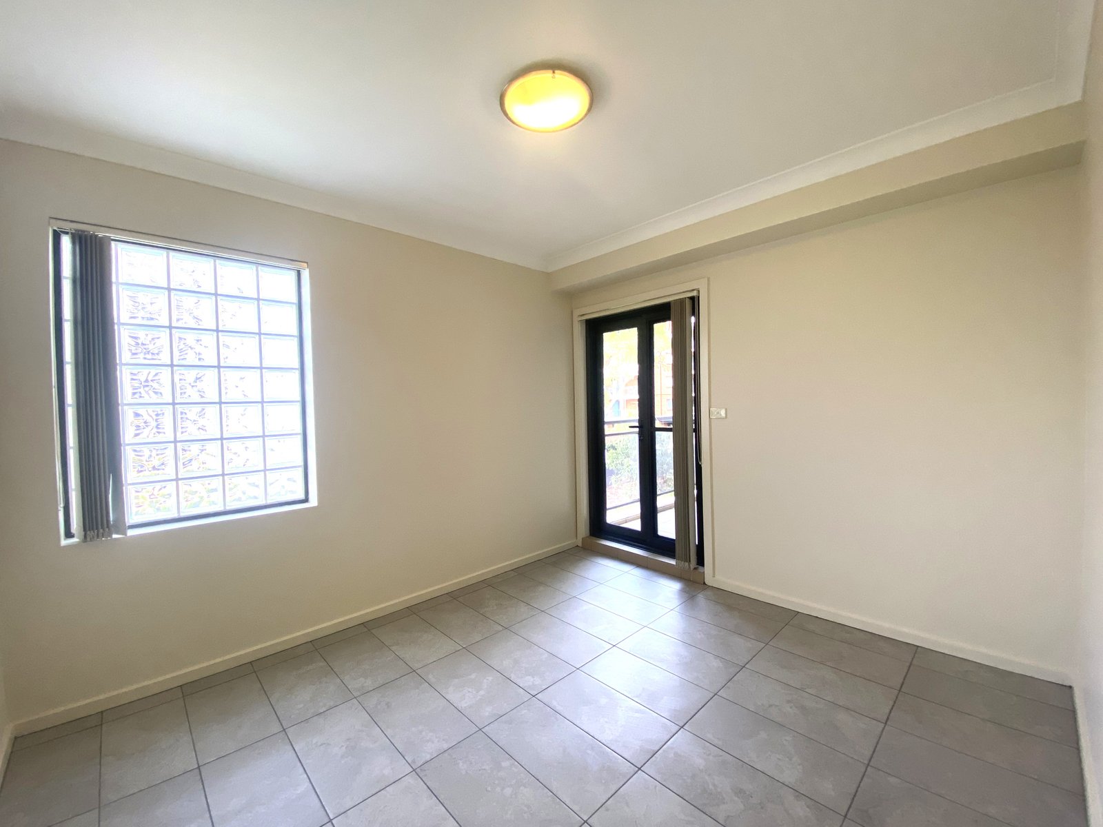 14/3-5 Goulburn Street WARWICK FARM 4