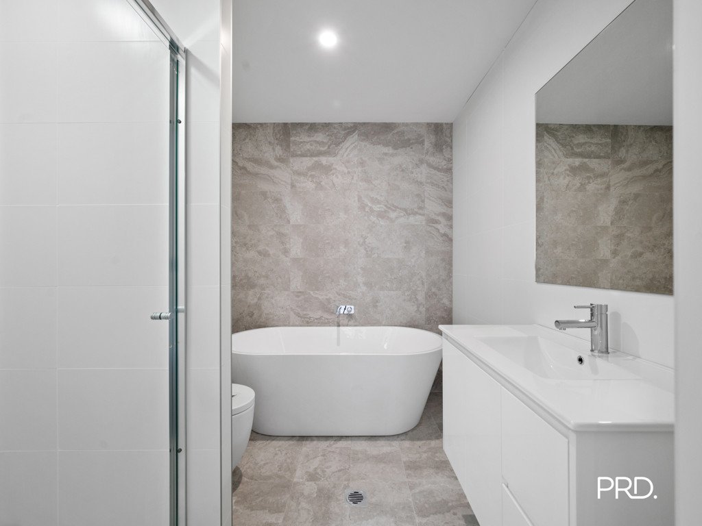 1/43 Bringelly Rd  Kingswood 9