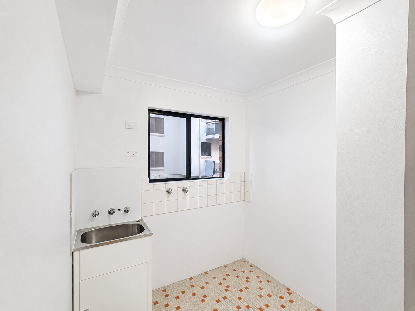 1/43 Castlereagh Street LIVERPOOL 5