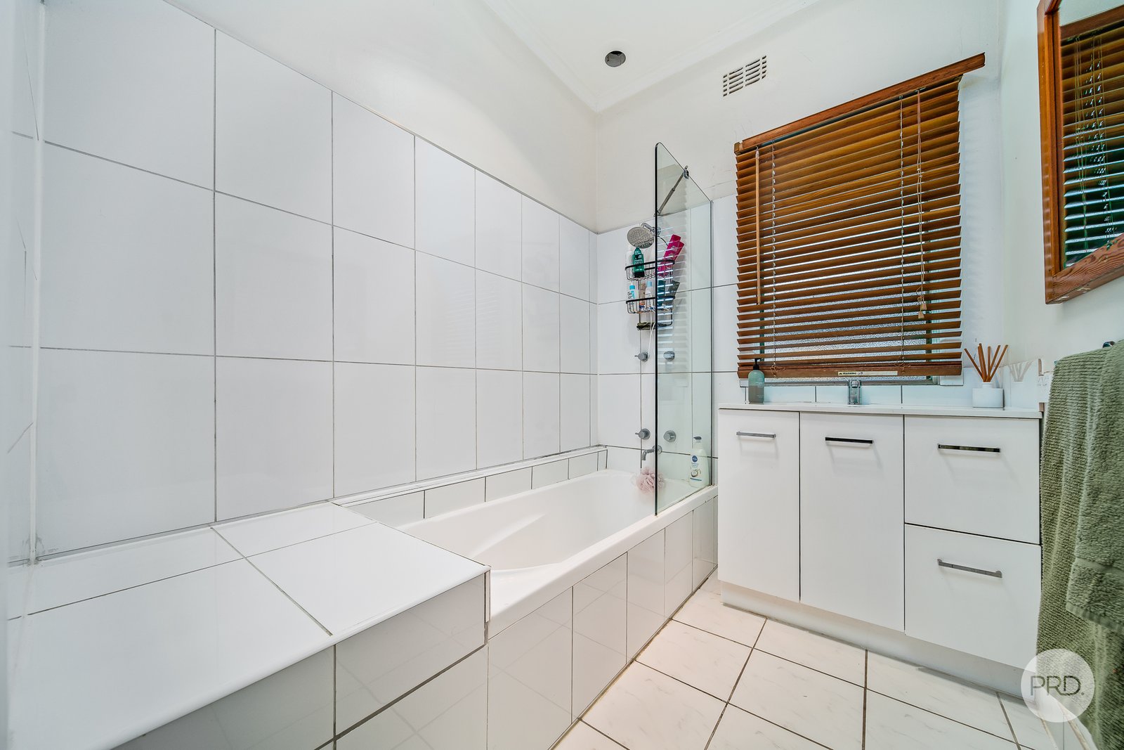 143 Eaglehawk Road LONG GULLY 9