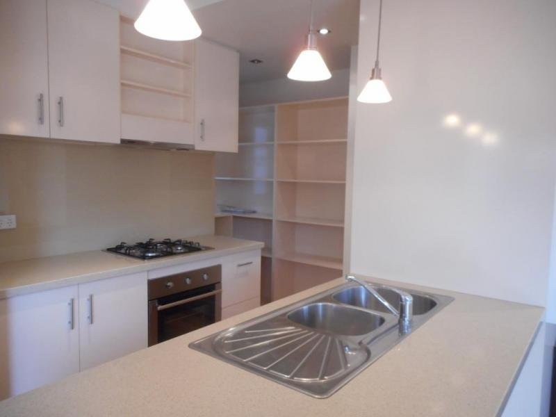 Gallery: 143 Esplanade West