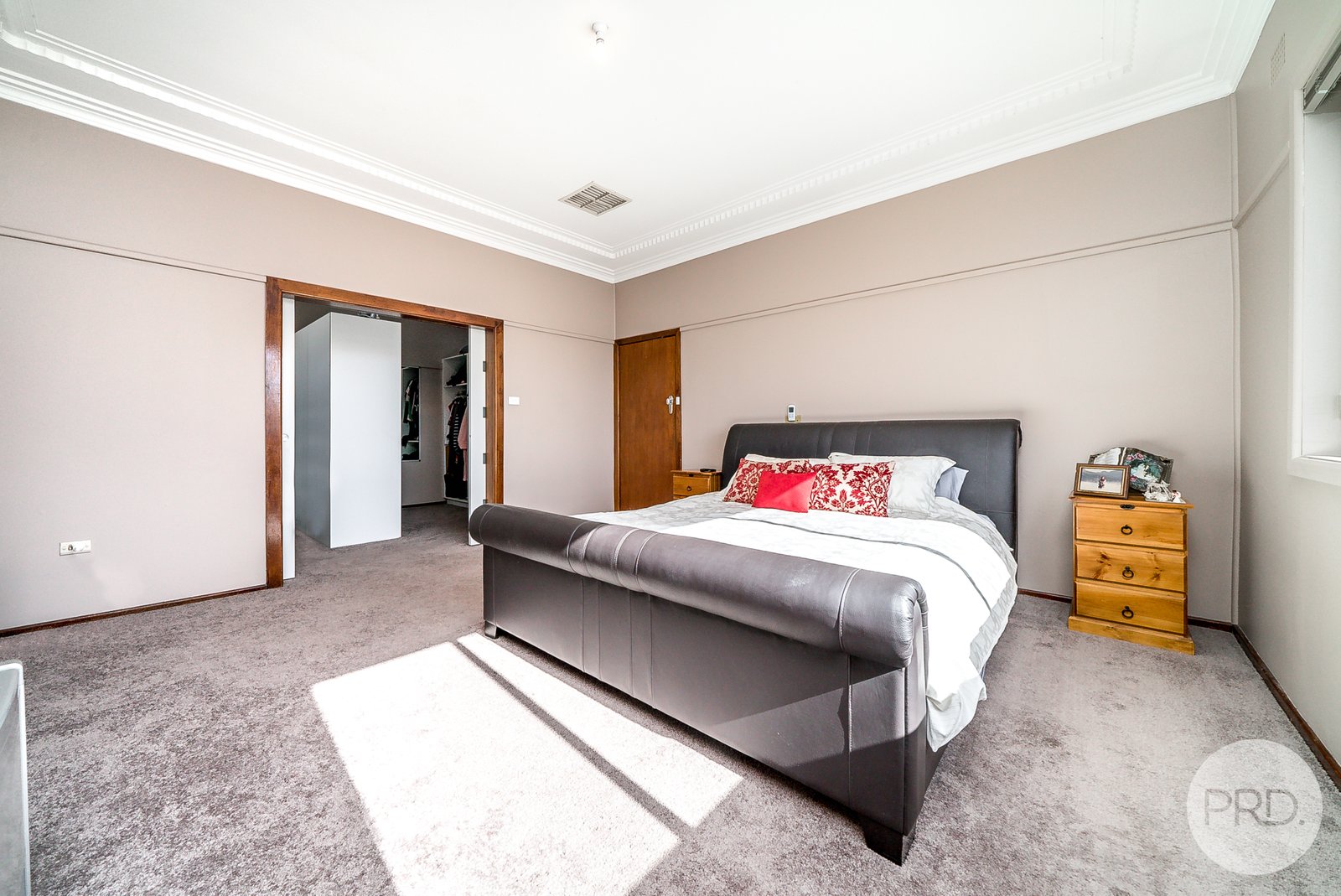 143 Hampden Avenue NORTH WAGGA WAGGA 11