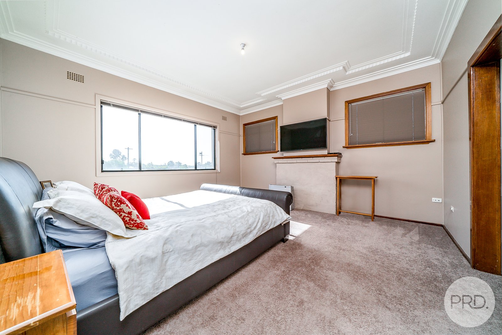 143 Hampden Avenue NORTH WAGGA WAGGA 12