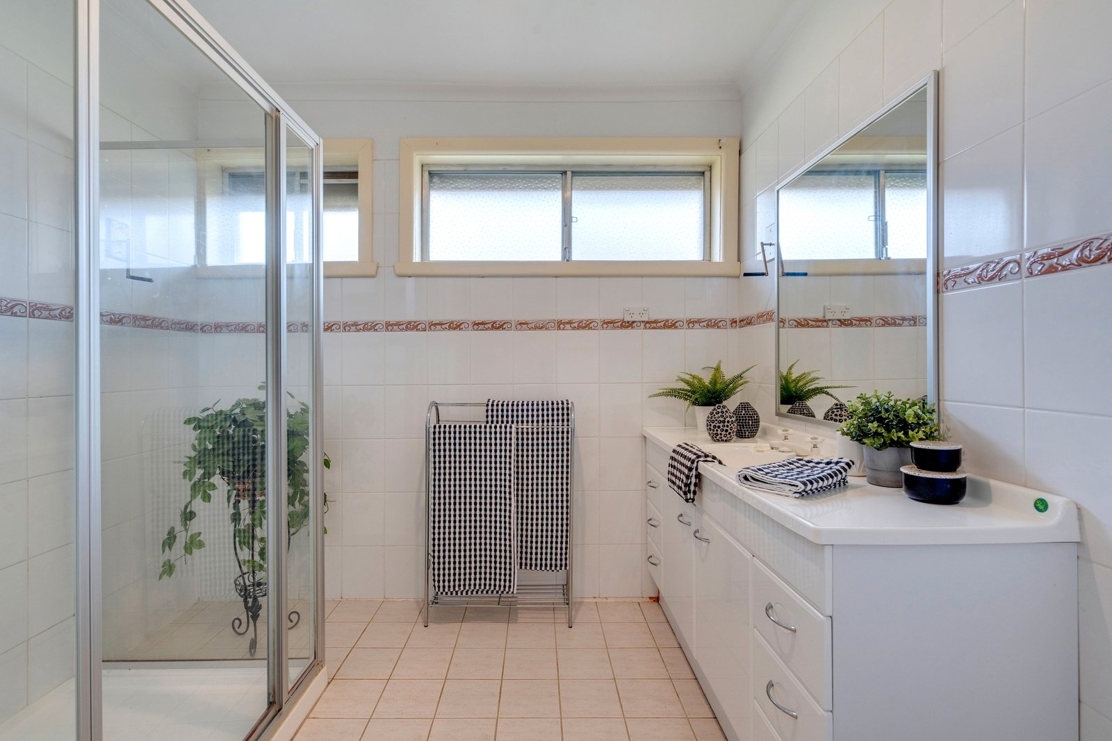 Real Estate and Property in 143 Main Road, Riddells Creek, VIC