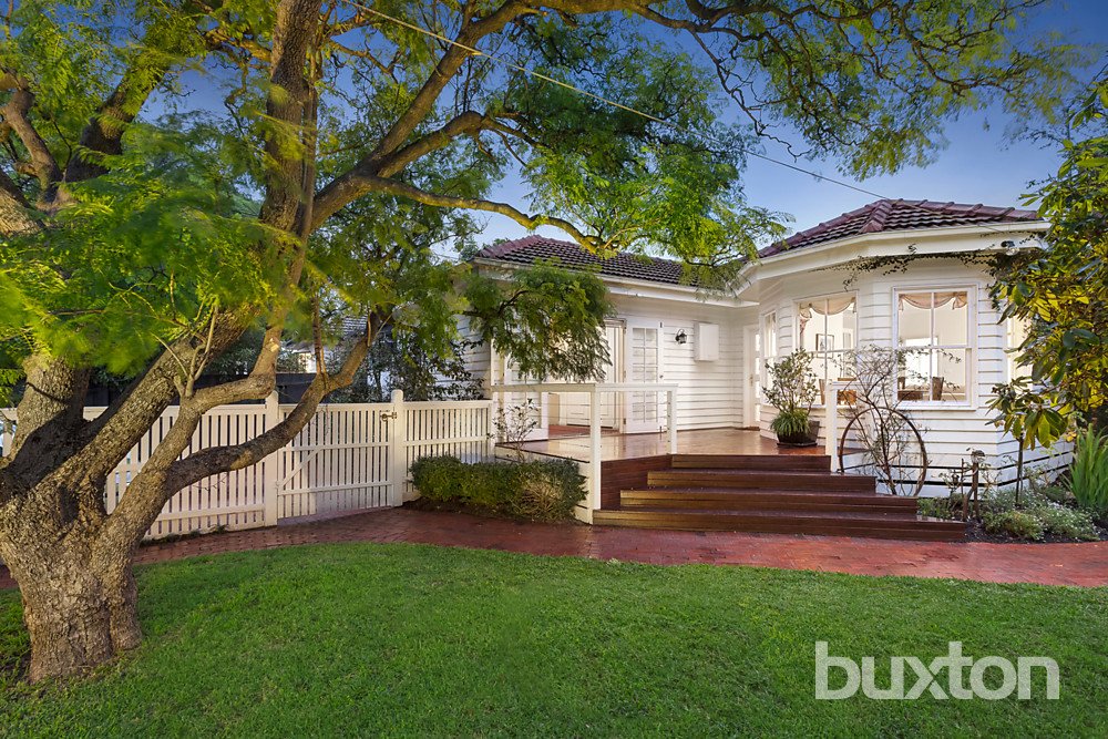 143 Oak Street, Beaumaris