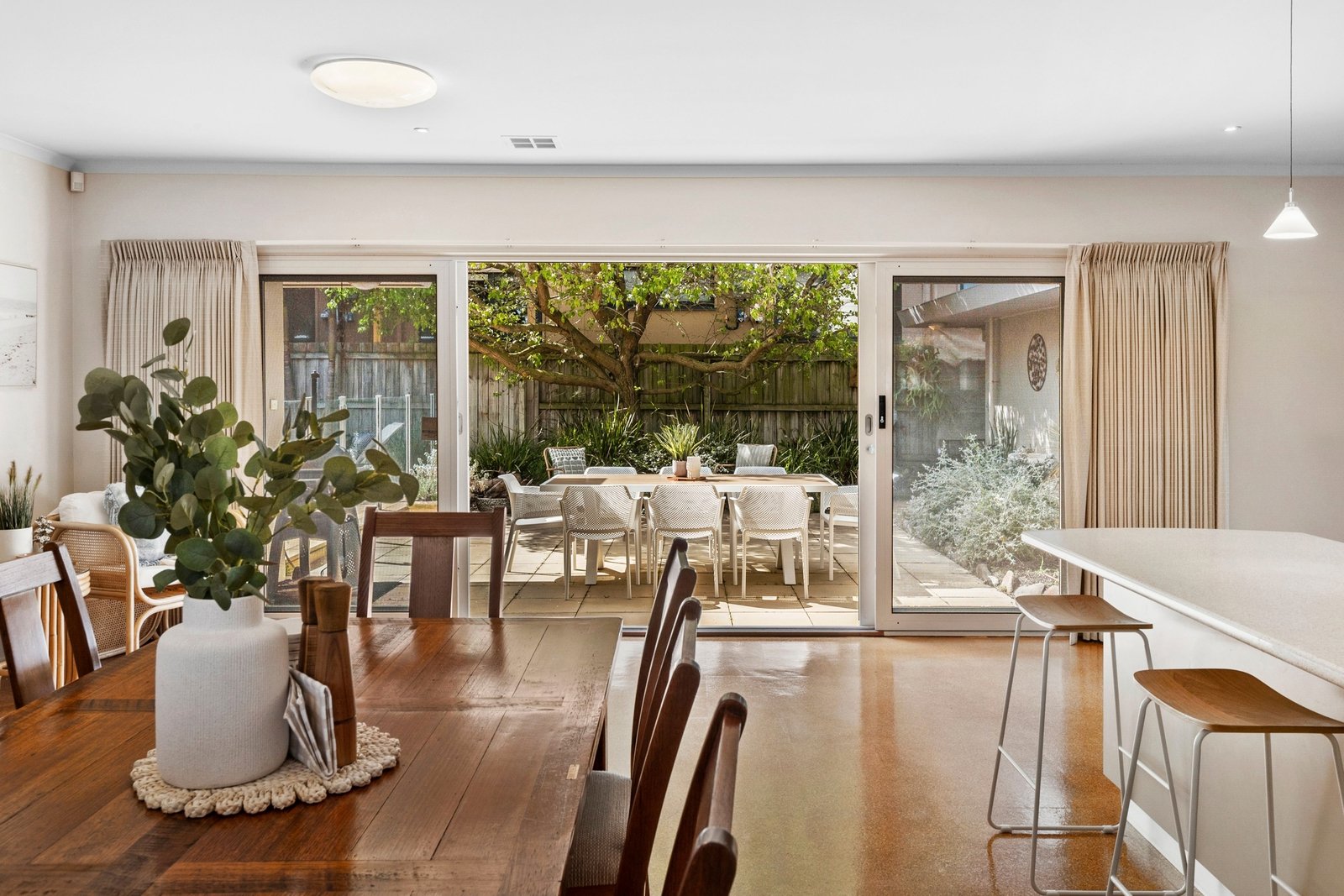 Real Estate and Property in 143 Point Lonsdale Road, Point Lonsdale, VIC