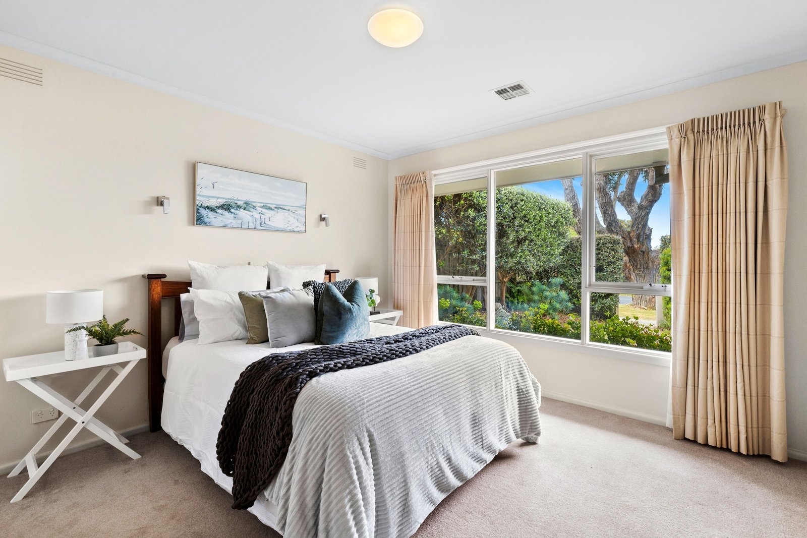 Real Estate and Property in 143 Point Lonsdale Road, Point Lonsdale, VIC