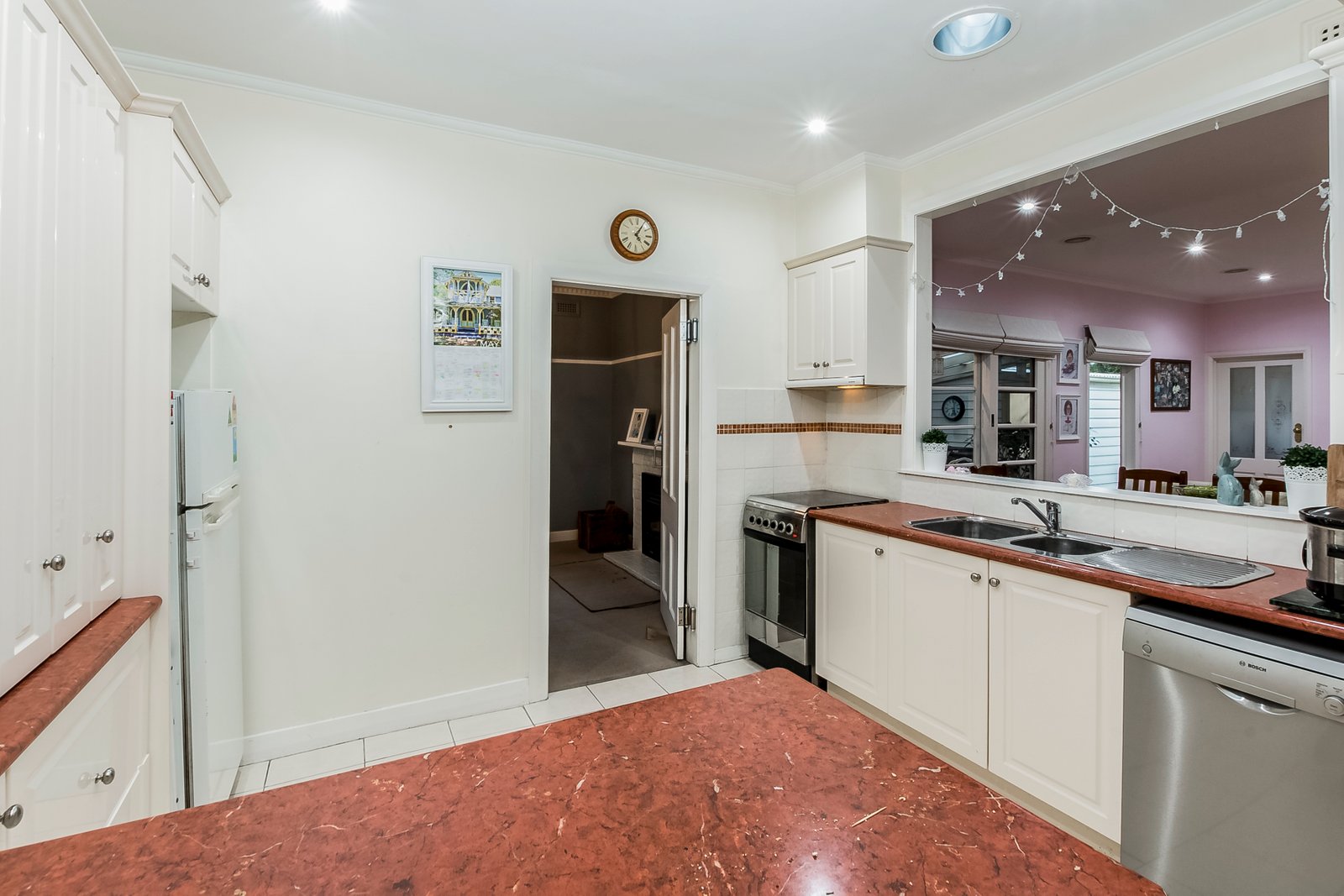 Gallery: 143 Roslyn Road