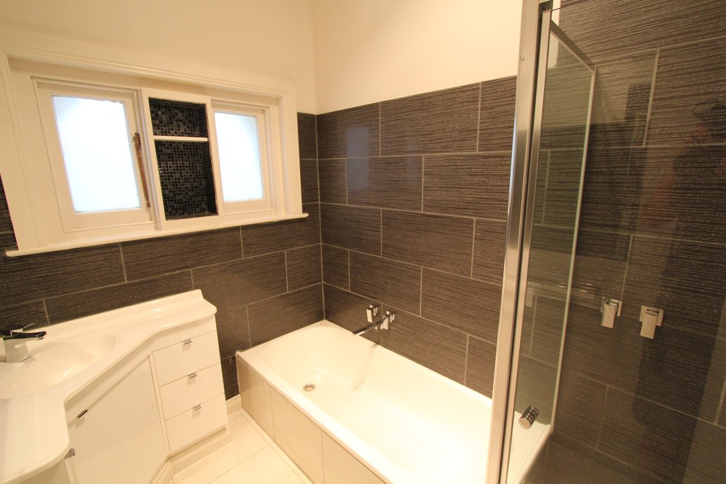 143 Spencer Street SEBASTOPOL 5