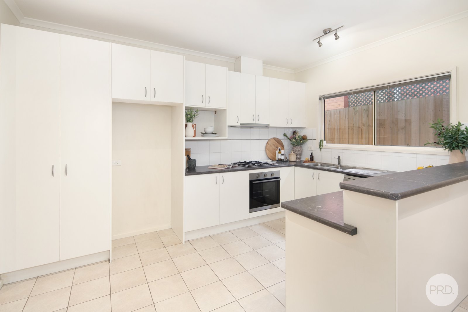 1/43 Sweeney Street BLACK HILL 2