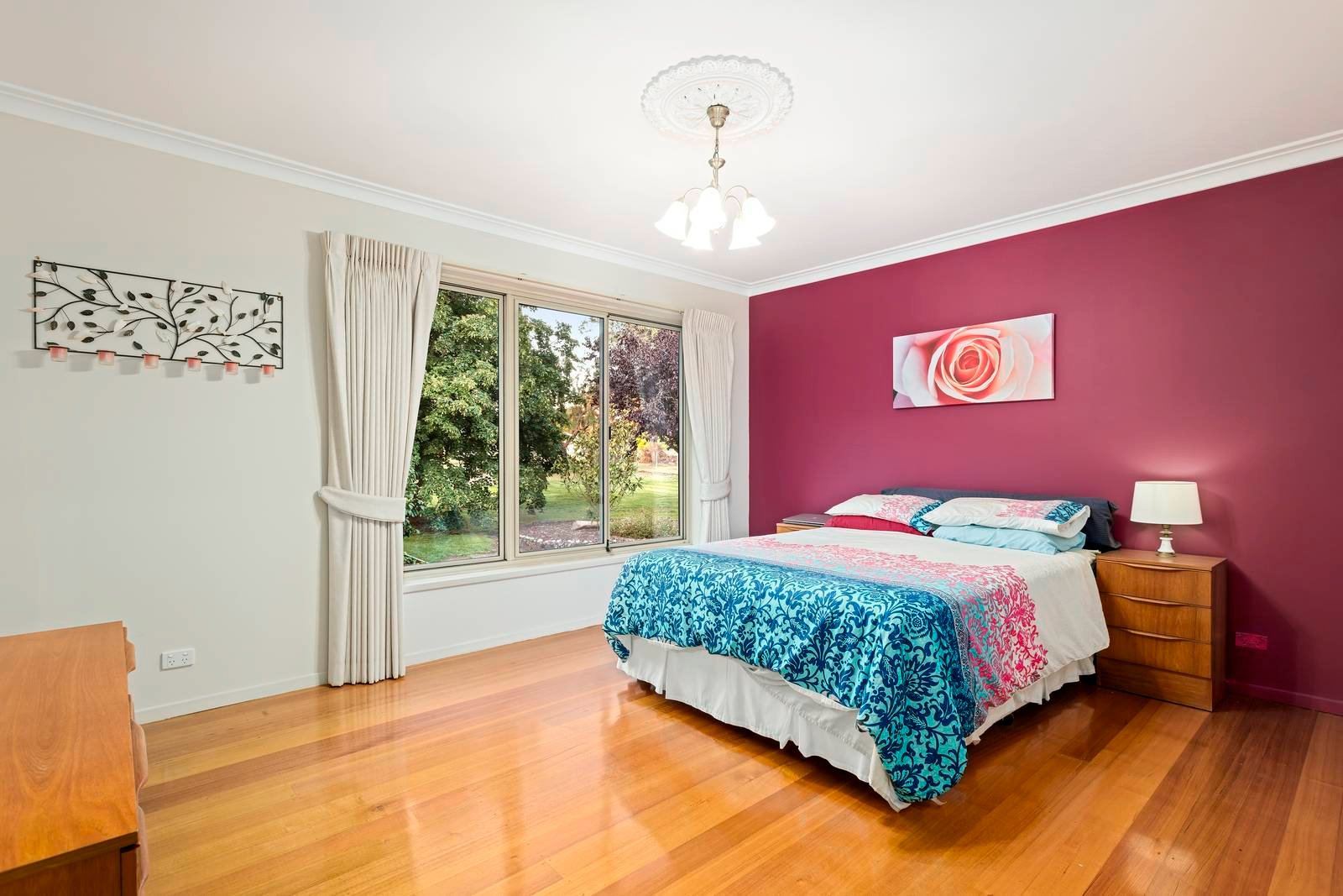 Real Estate and Property in 1431 - 1435 Bellarine Highway, Wallington, VIC