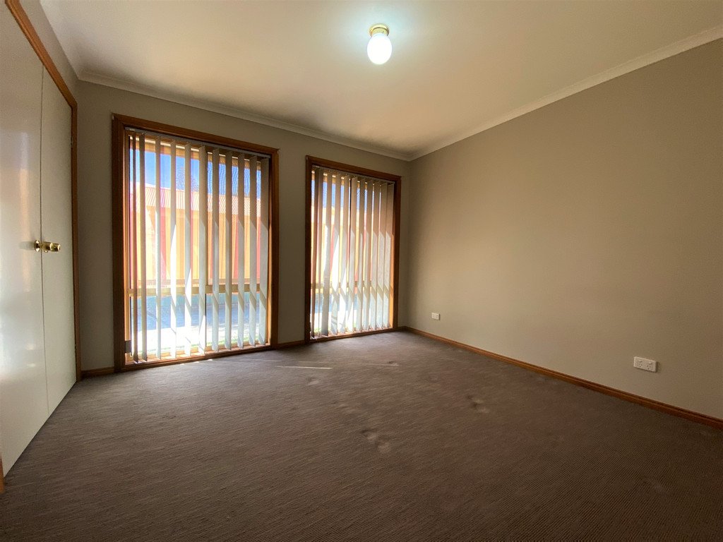 1/432 Bevan Street LAVINGTON 5