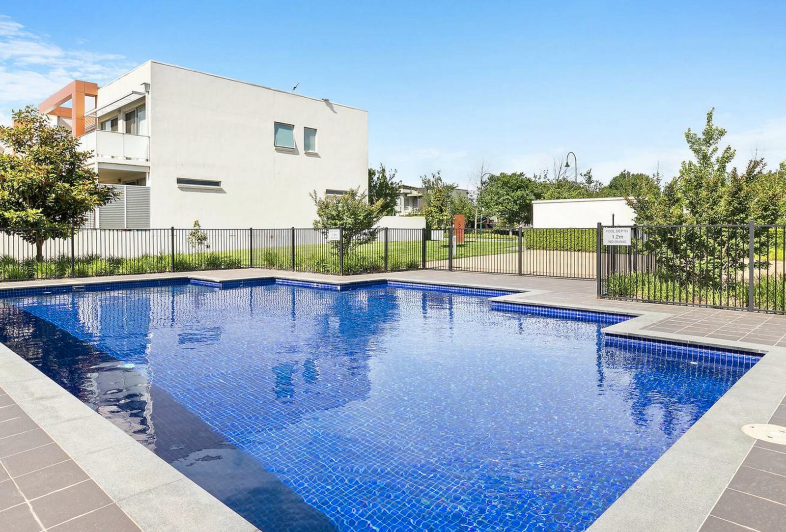 143/2 Windjana Street HARRISON 2