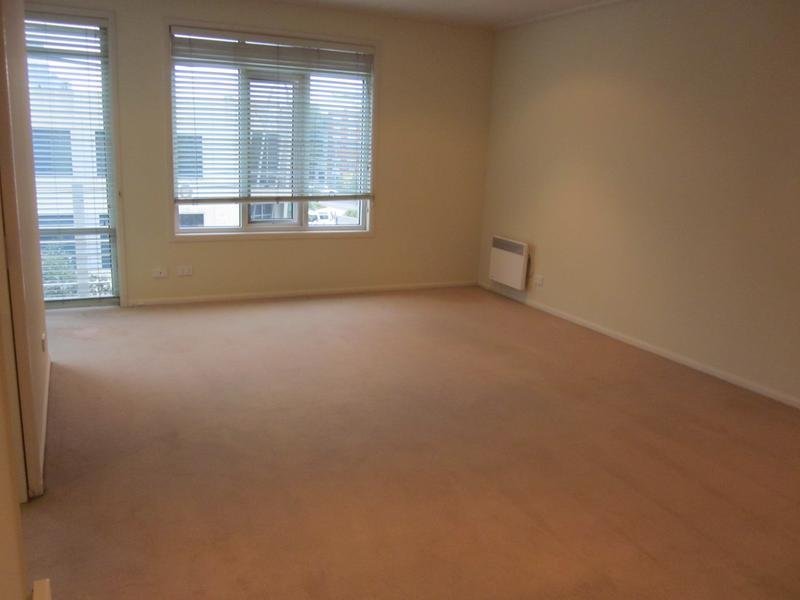 Gallery: 14/39 Esplanade East