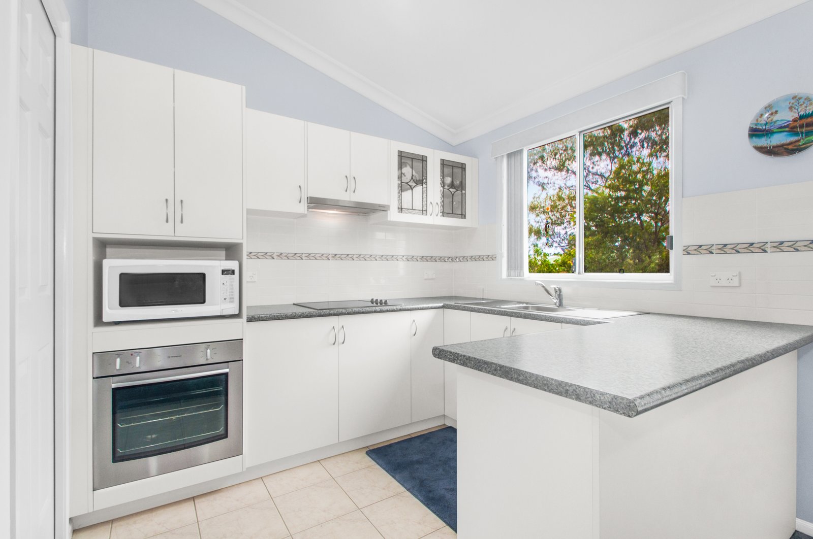 144 Acacia Close KANAHOOKA 3