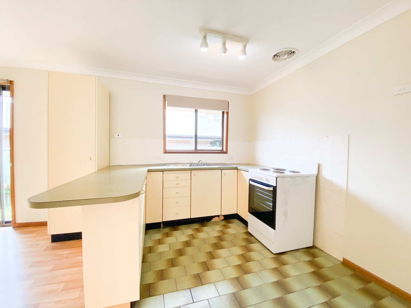 1/44 Austral Street NELSON BAY 4