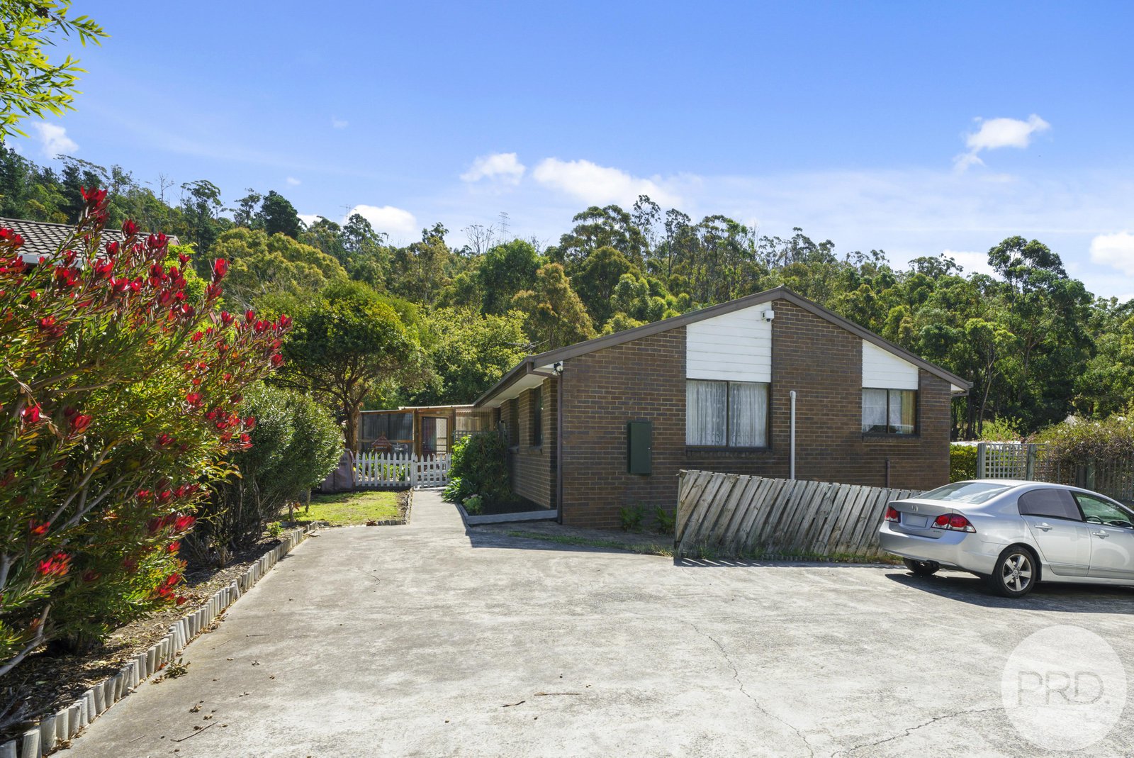 1/44 Bimburra Road GLENORCHY 2