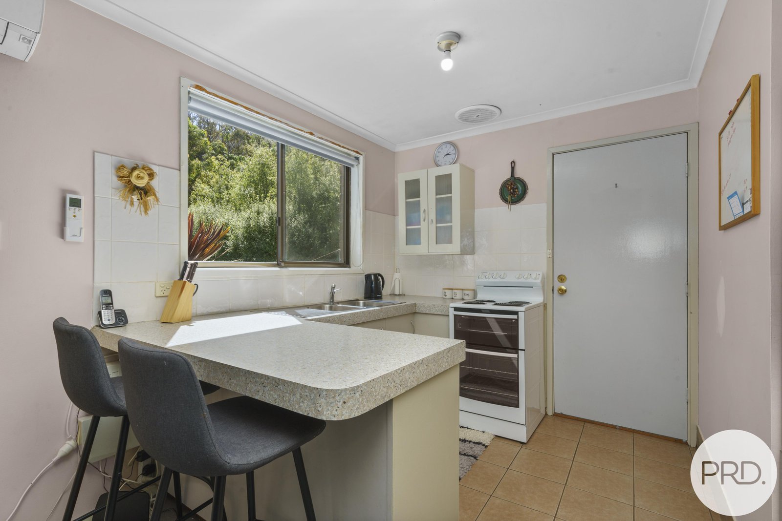 1/44 Bimburra Road GLENORCHY 8