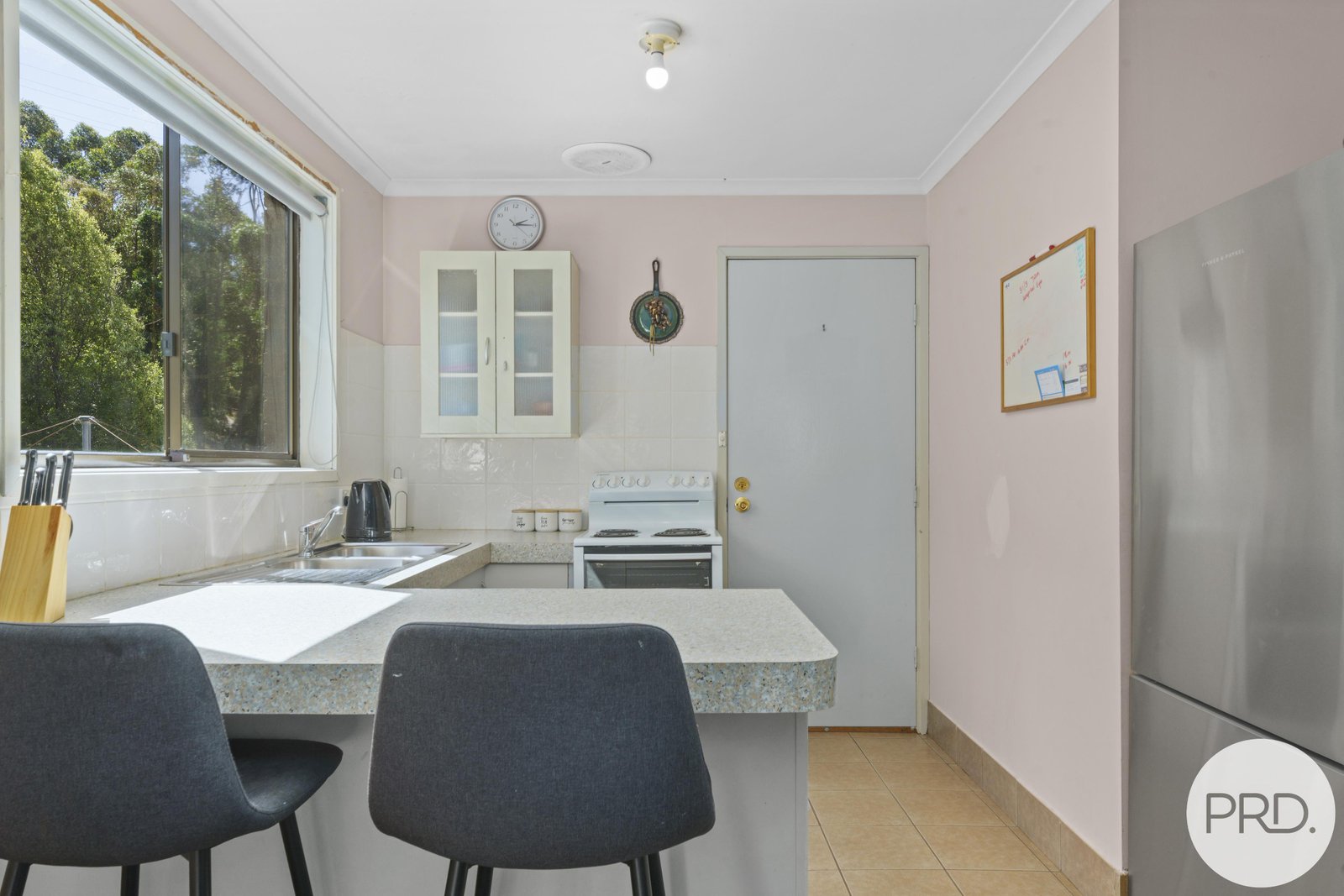 1/44 Bimburra Road GLENORCHY 9