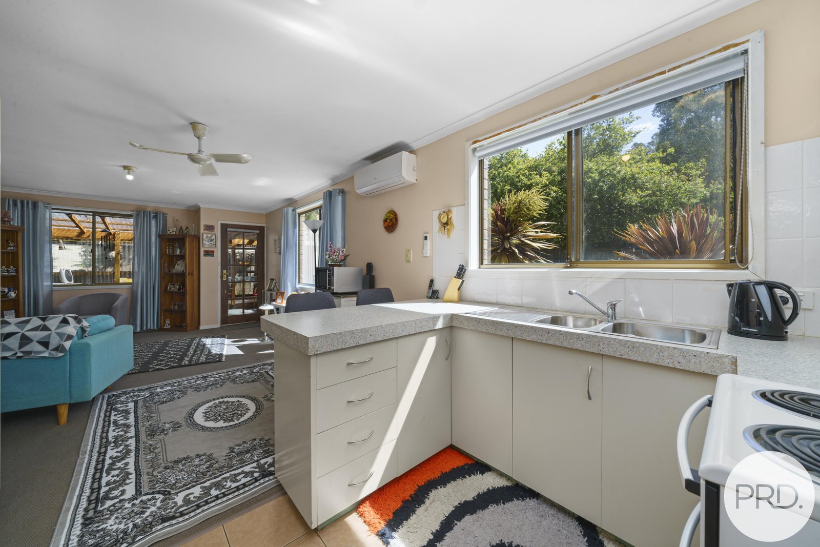 1/44 Bimburra Road GLENORCHY 10