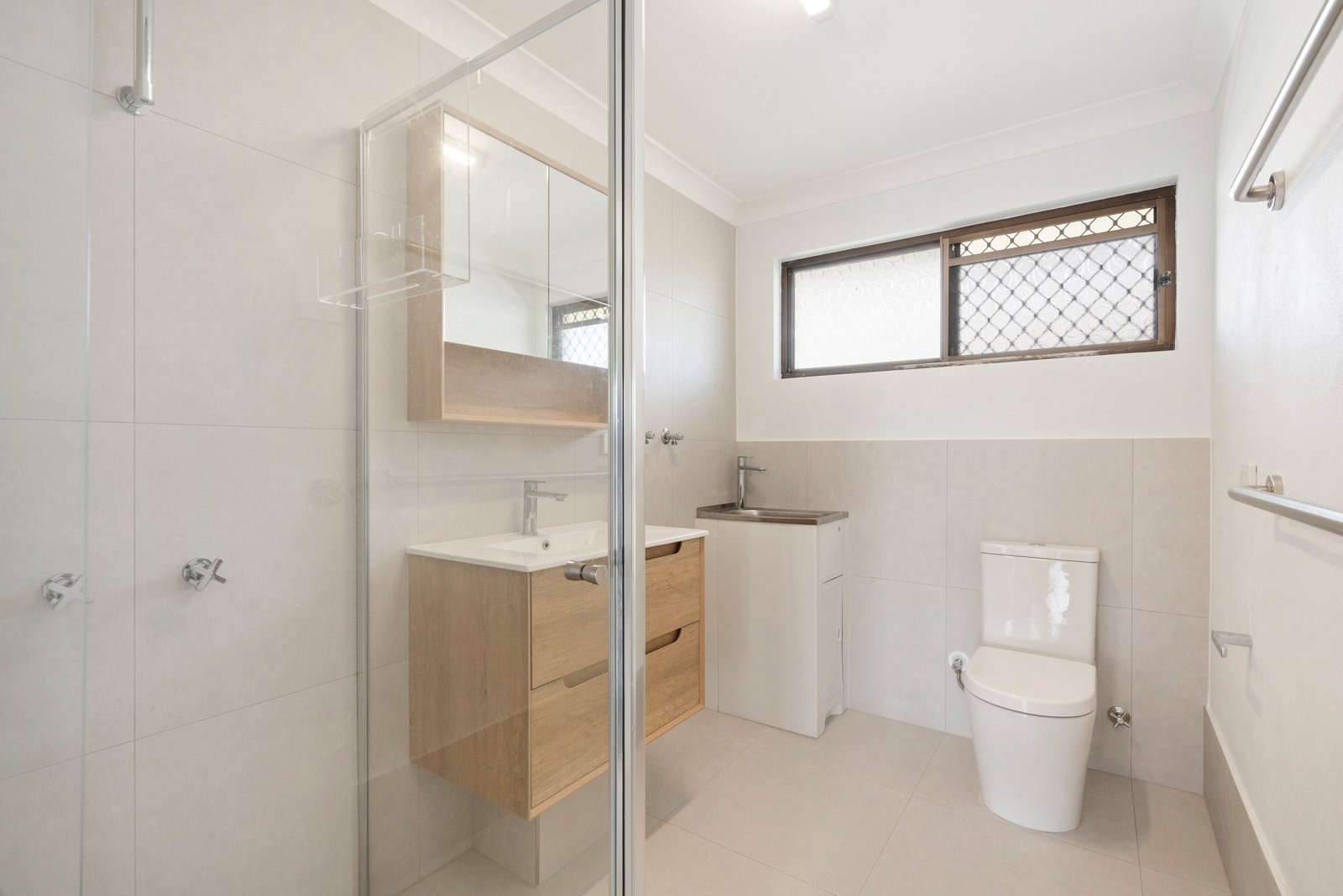 14/4 Boronia Avenue POTTSVILLE 7