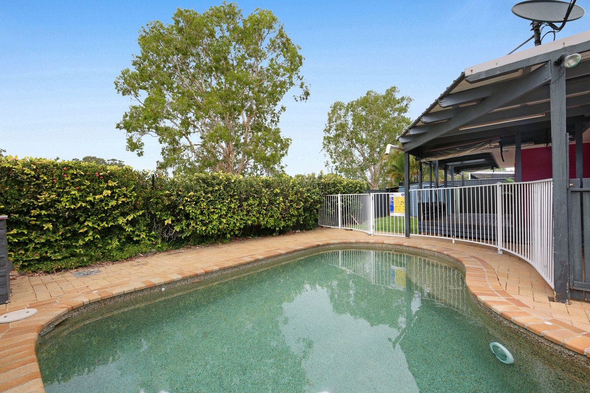 144 Christine Avenue BURLEIGH WATERS 3