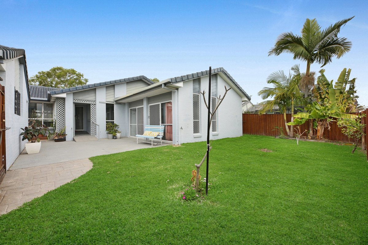 144 Christine Avenue BURLEIGH WATERS 5