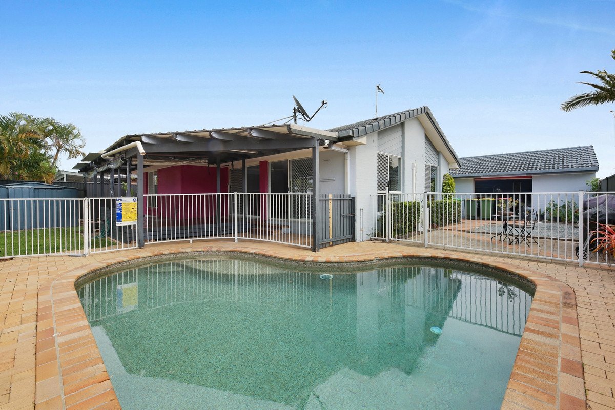 144 Christine Avenue BURLEIGH WATERS 21