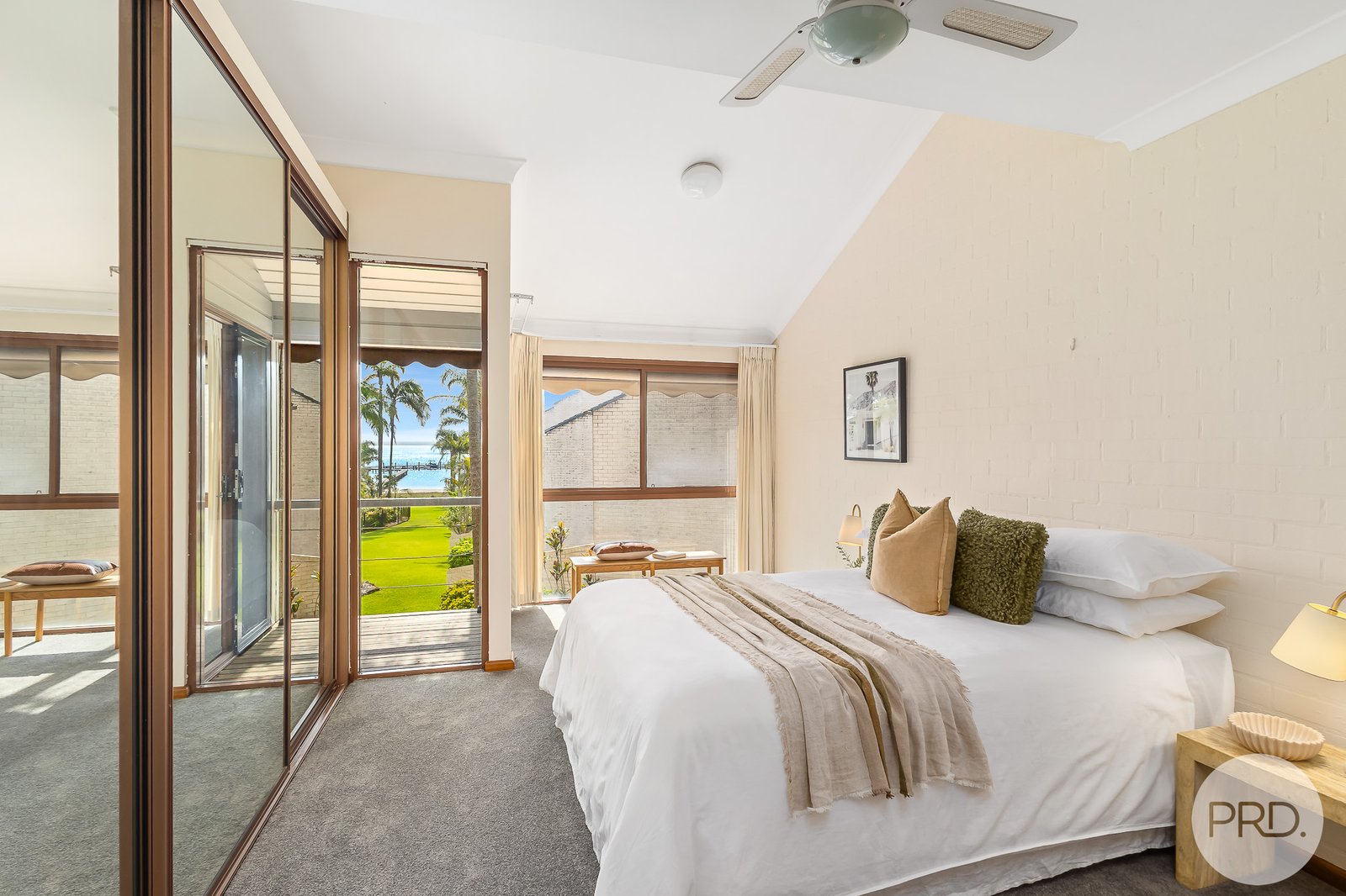 14/4 Cromarty Road SOLDIERS POINT 18