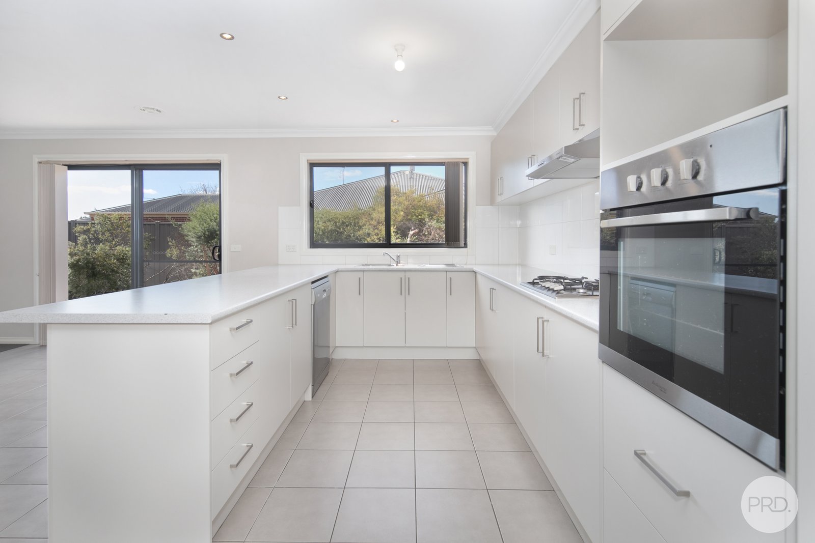 1/44 Crown Street SEBASTOPOL 4