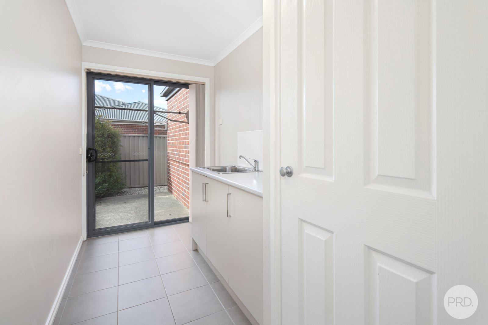 1/44 Crown Street SEBASTOPOL 10