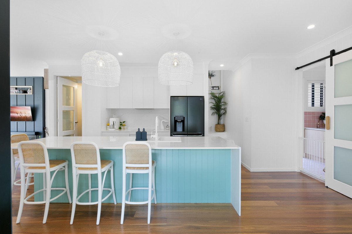 1/44 Dawn Parade Miami 5