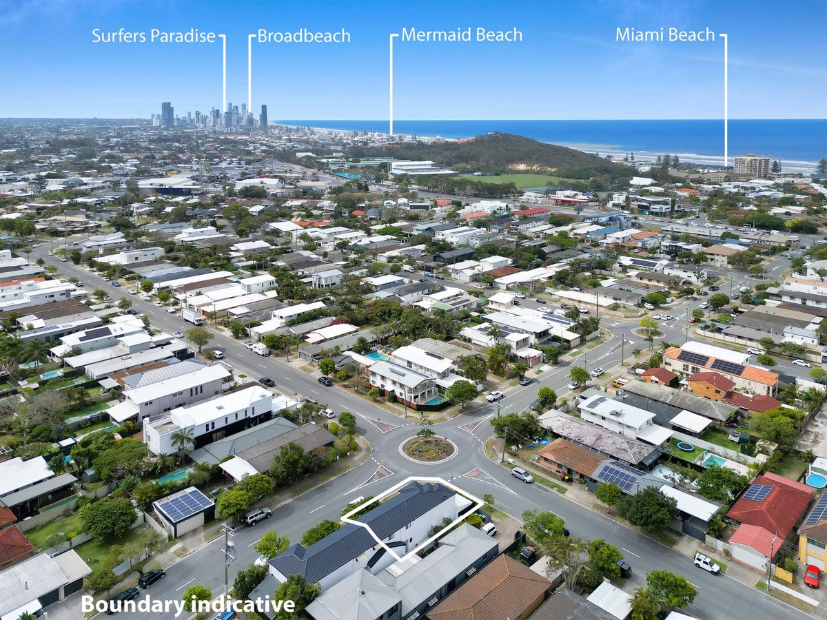 1/44 Dawn Parade Miami 27