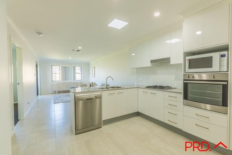 1/44 Eagle Avenue TAMWORTH 6